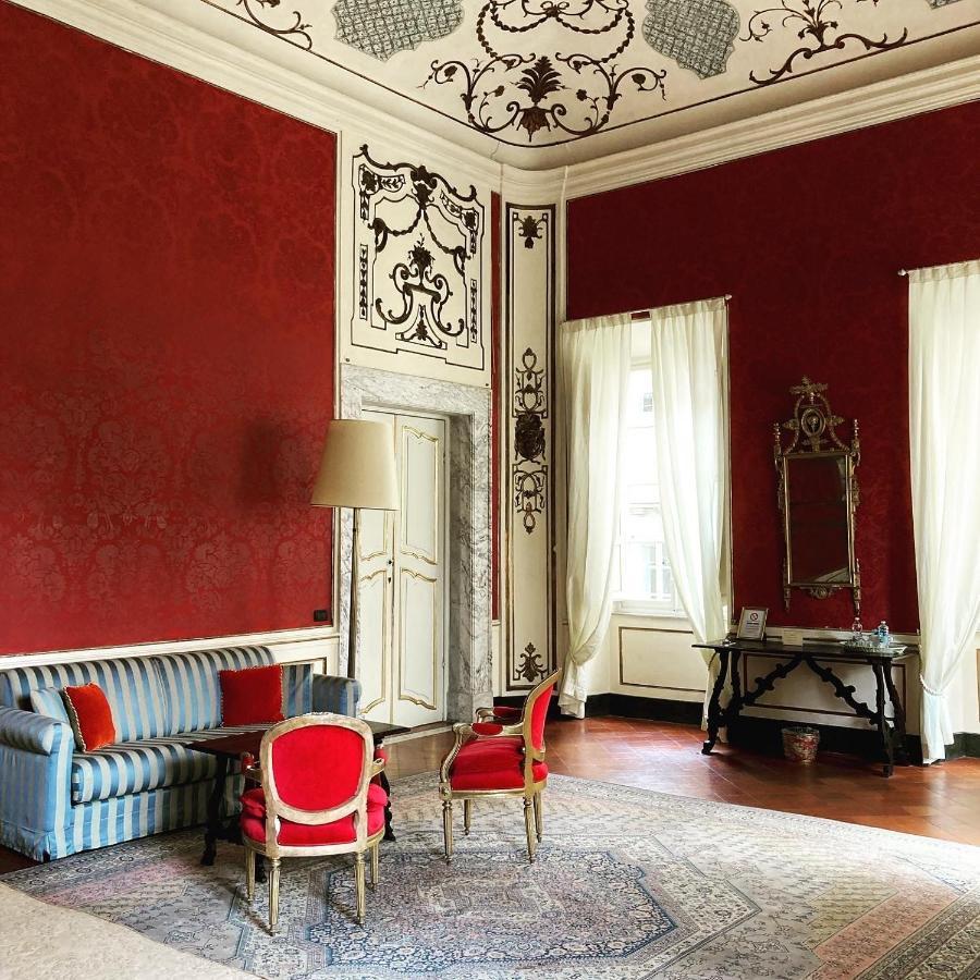Palazzo Tucci Residenza D'Epoca Lucca Exterior foto