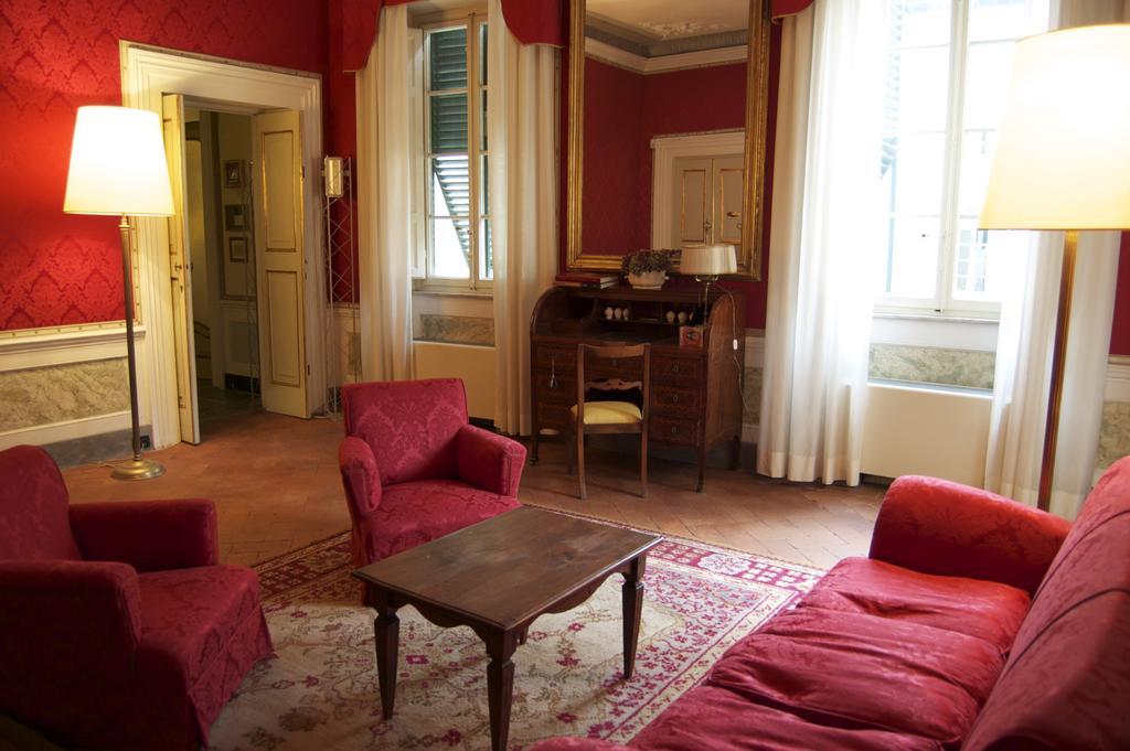 Palazzo Tucci Residenza D'Epoca Lucca Exterior foto