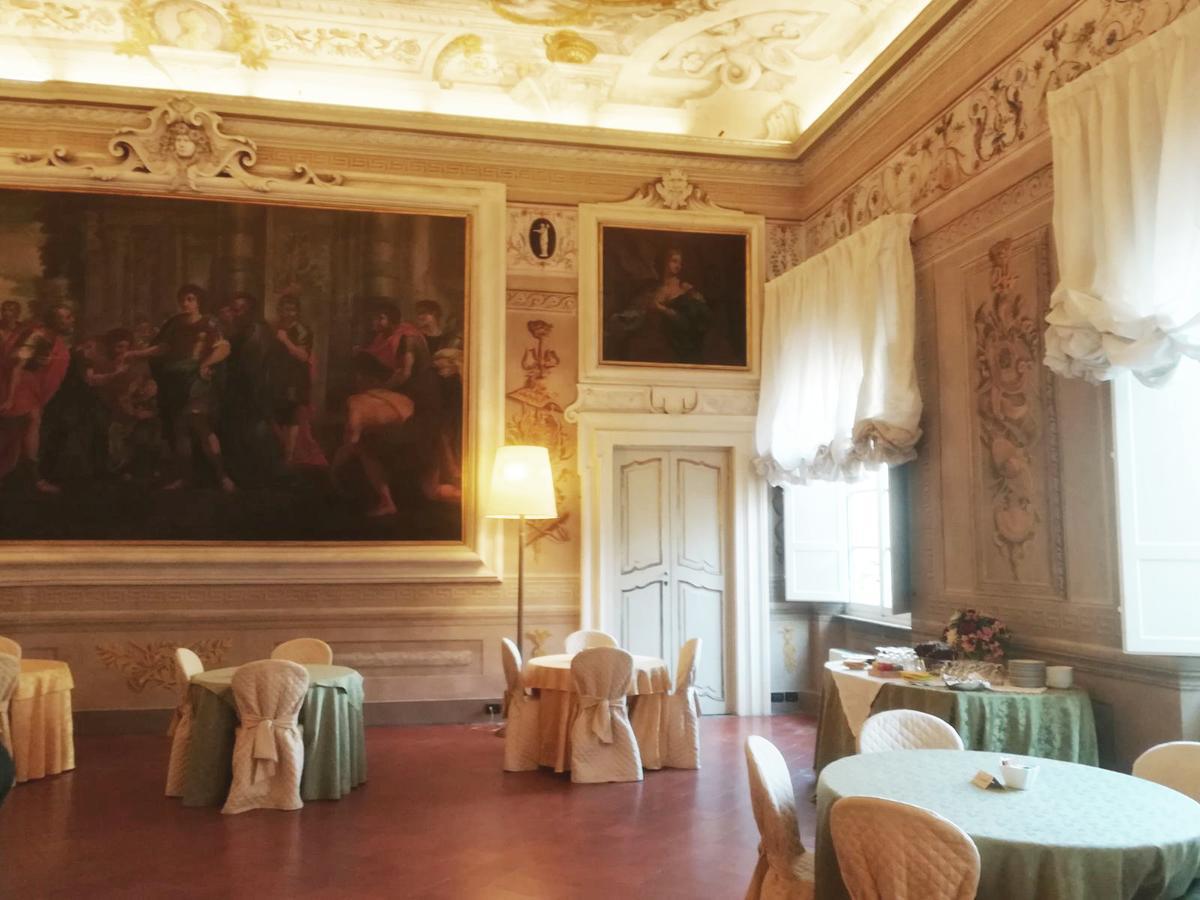 Palazzo Tucci Residenza D'Epoca Lucca Exterior foto