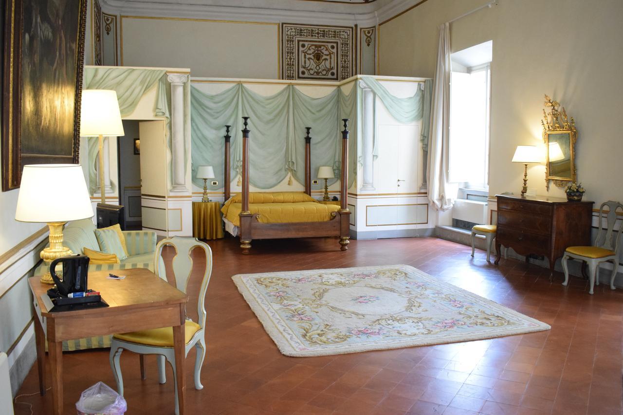 Palazzo Tucci Residenza D'Epoca Lucca Exterior foto